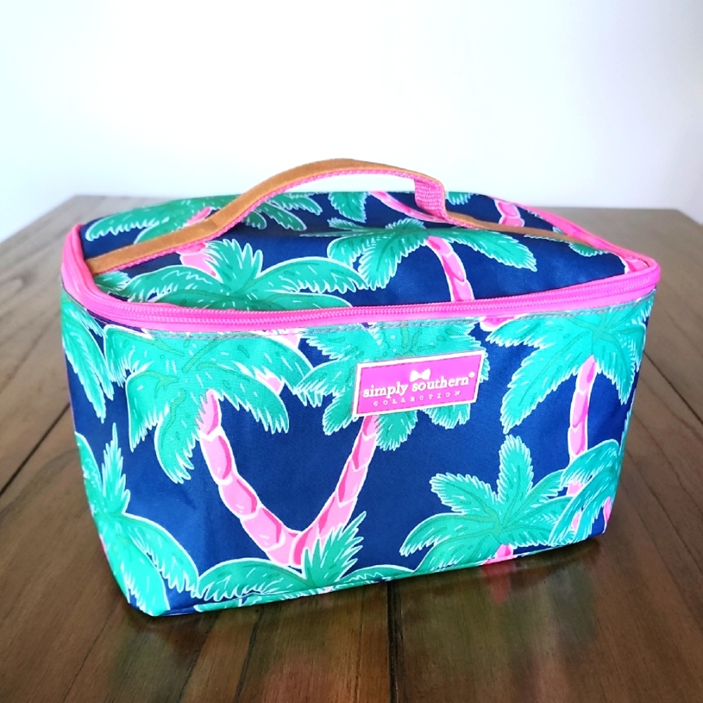 NWOT Simply Southern Large Palm Train Case